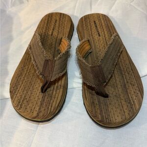 Skechers Brown Canvas Flip-Flops men’s size 9